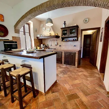 La Del Borgo Villa *